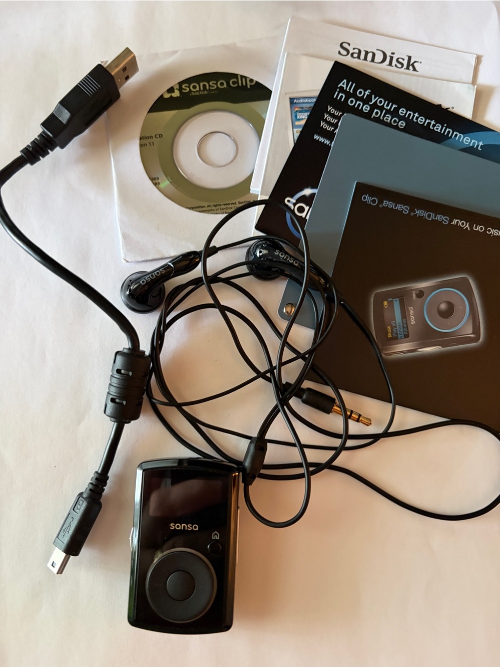 SanDisk SANSA Clip Digital Media Black MP3 Player